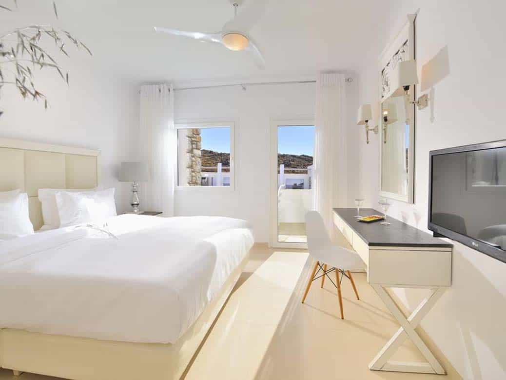 Great hotel photo - Palladium hotel Mykonos well lit room